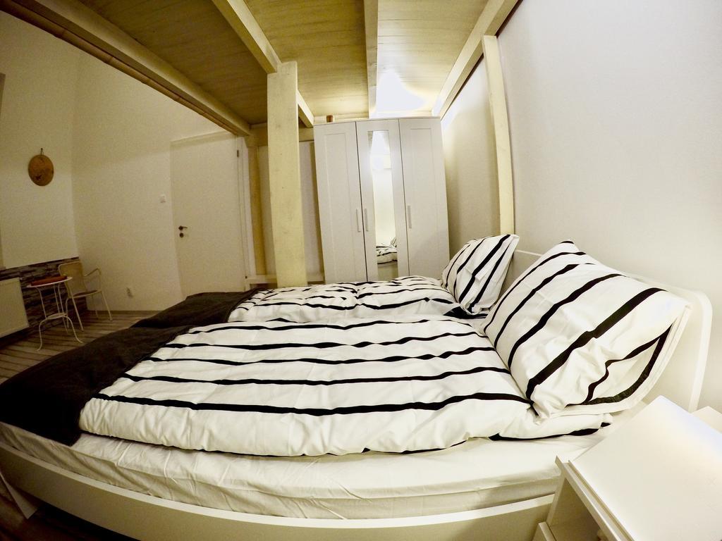 Homelike Luxury Flat On Gyulai Pal บูดาเปสต์ ภายนอก รูปภาพ